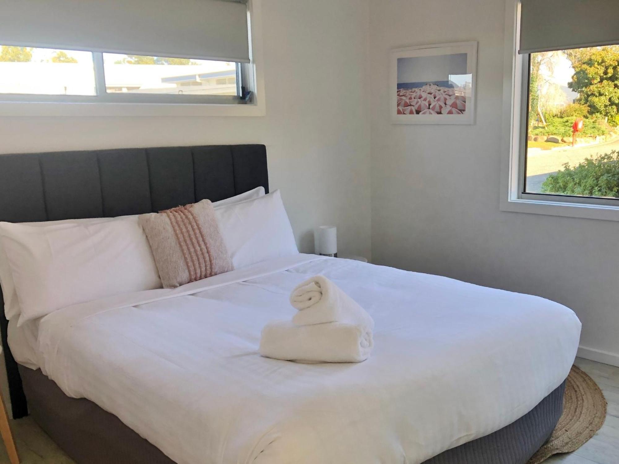 Eastcoaster Tasmania Hotel Orford Room photo