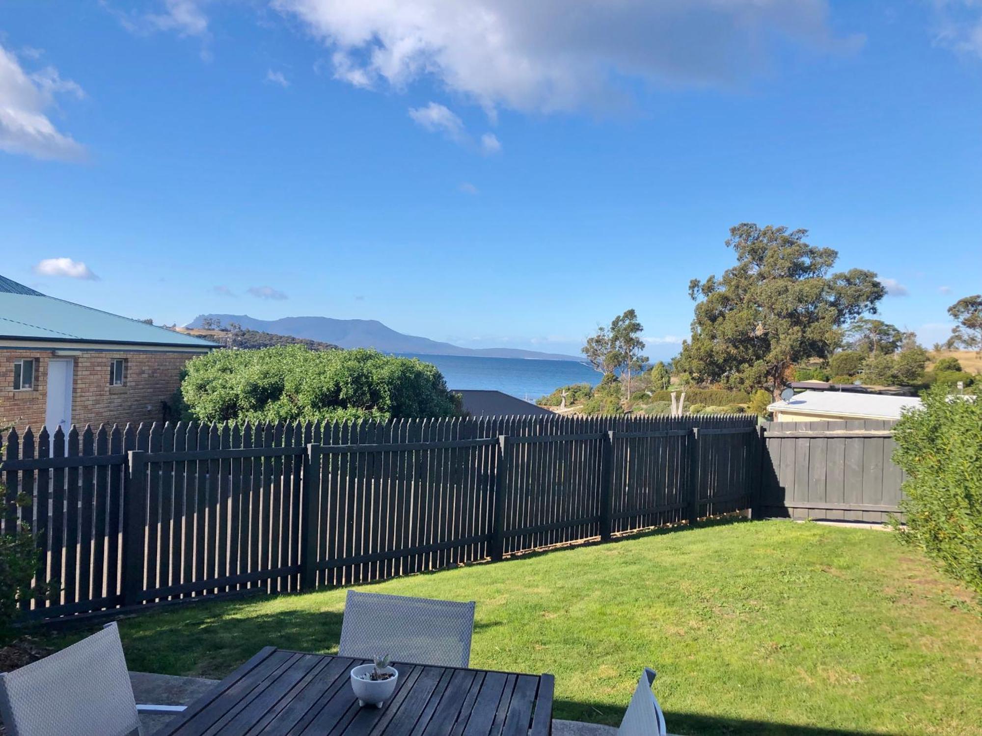 Eastcoaster Tasmania Hotel Orford Room photo