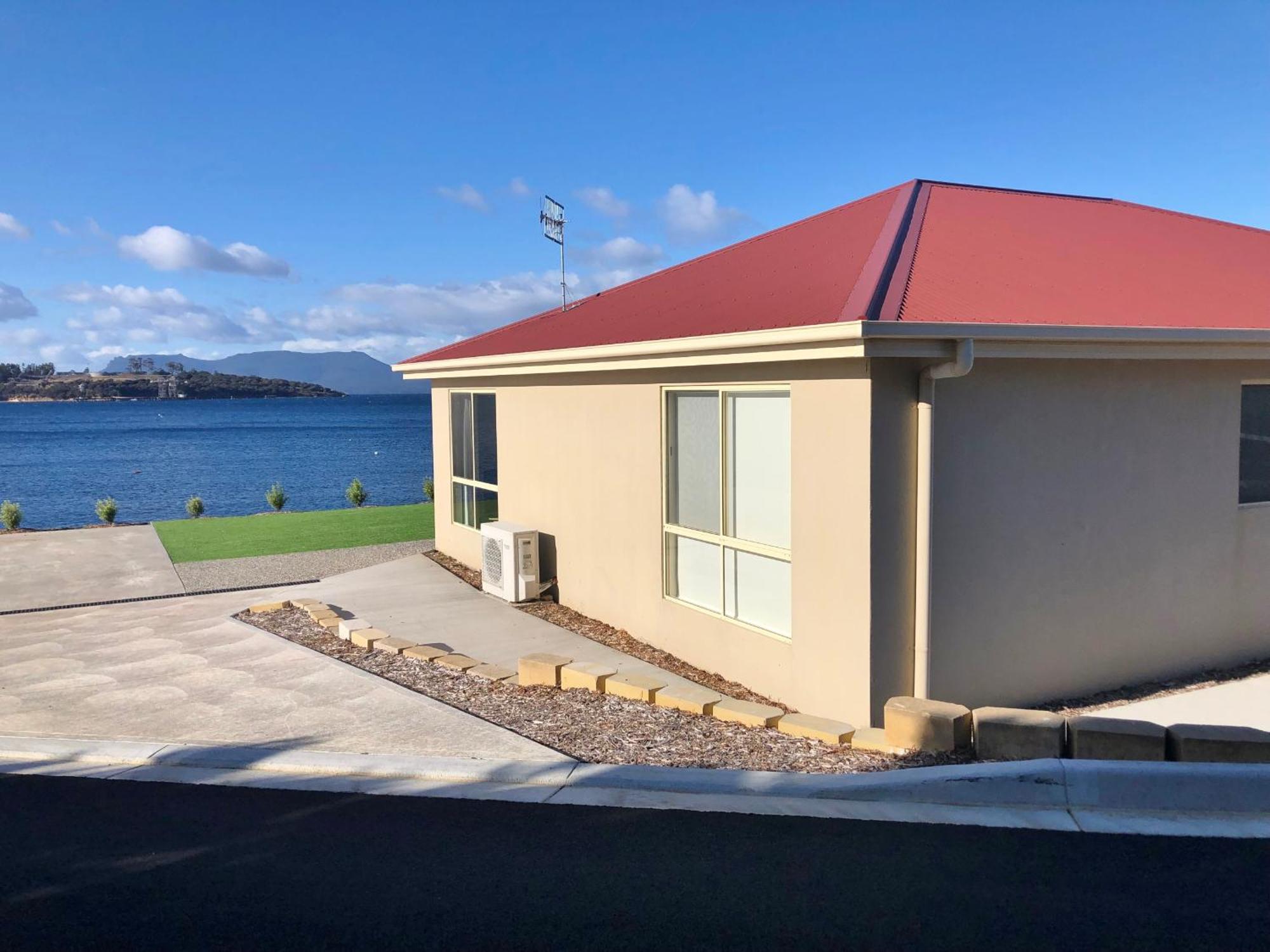 Eastcoaster Tasmania Hotel Orford Room photo